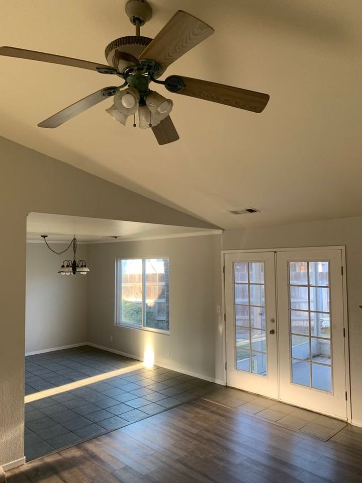 3208 Holly Ct - Photo 7 of 25