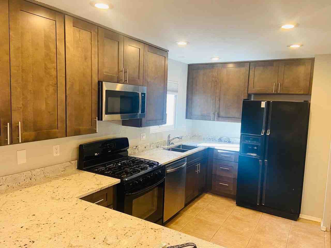 3801 N Bern St - Photo 3 of 33