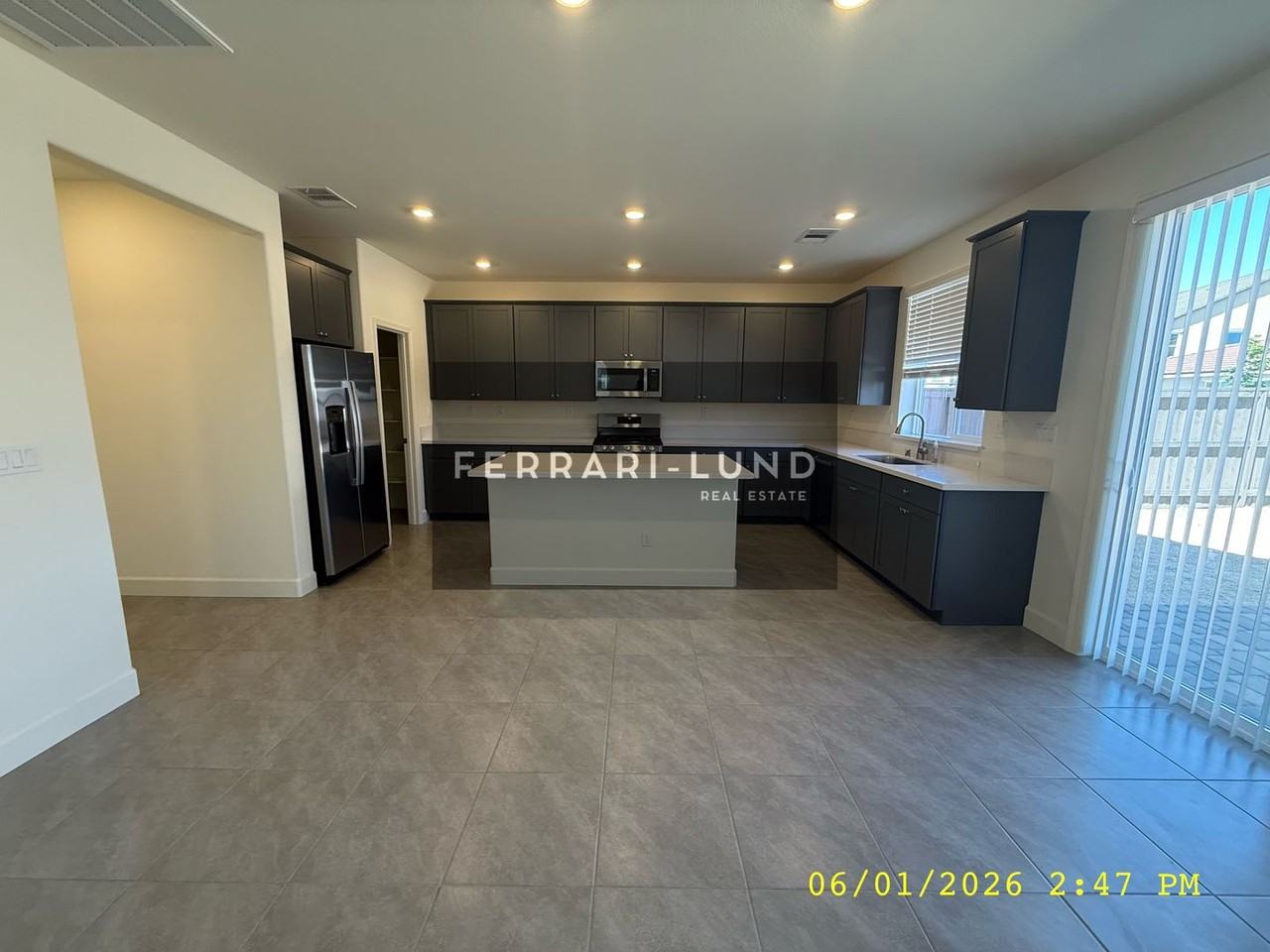 6822 Ronaldinho Dr - Photo 6 of 19