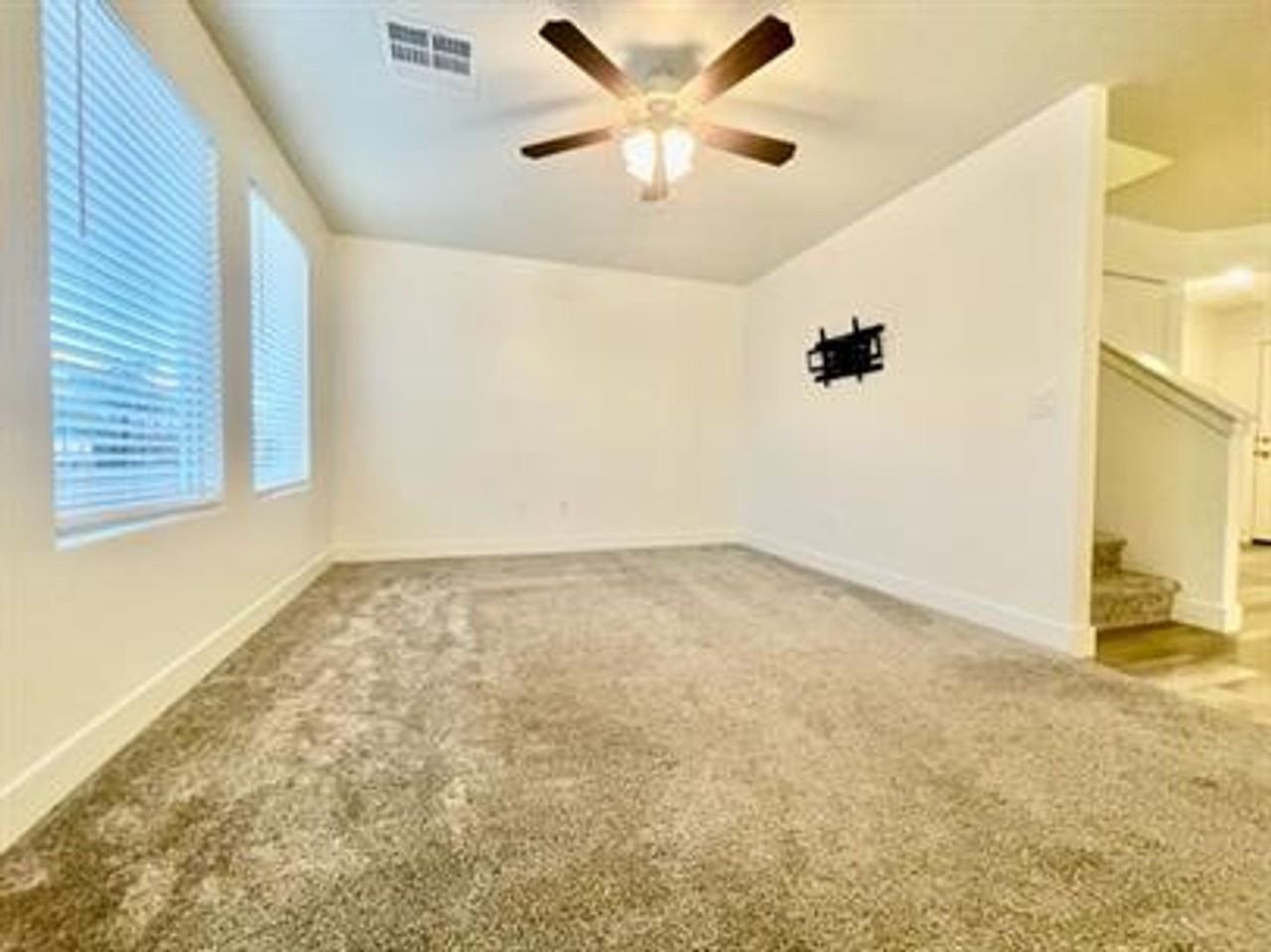6277 S Zelda Dr - Photo 4 of 21