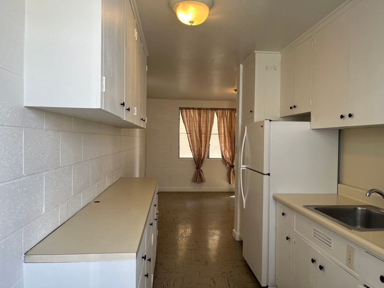 730 Alder St - Photo 3 of 10