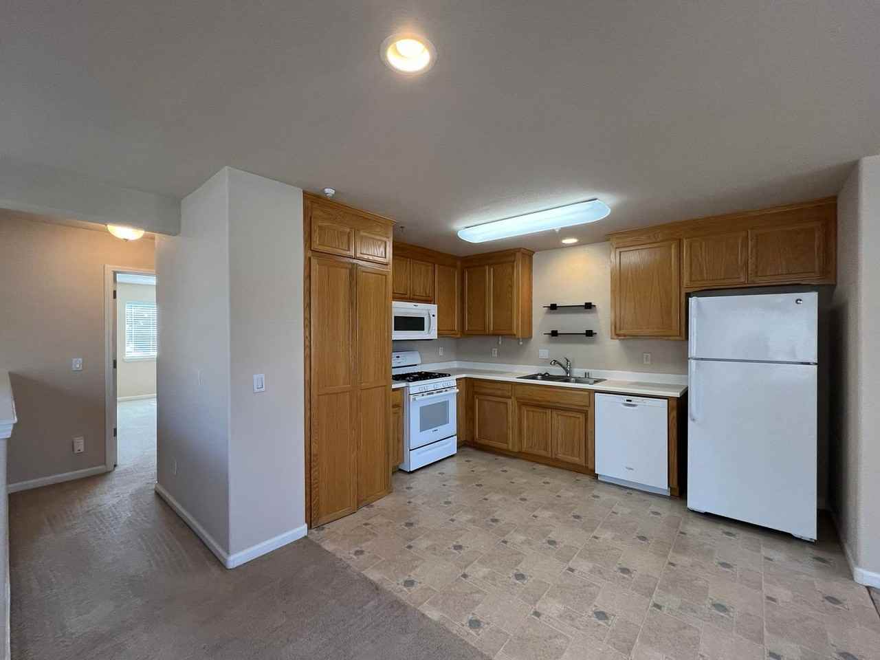 2009 9th St #B - Photo 6 of 15