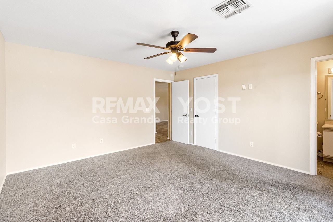 520 W Casa Mirage Ct - Photo 5 of 11