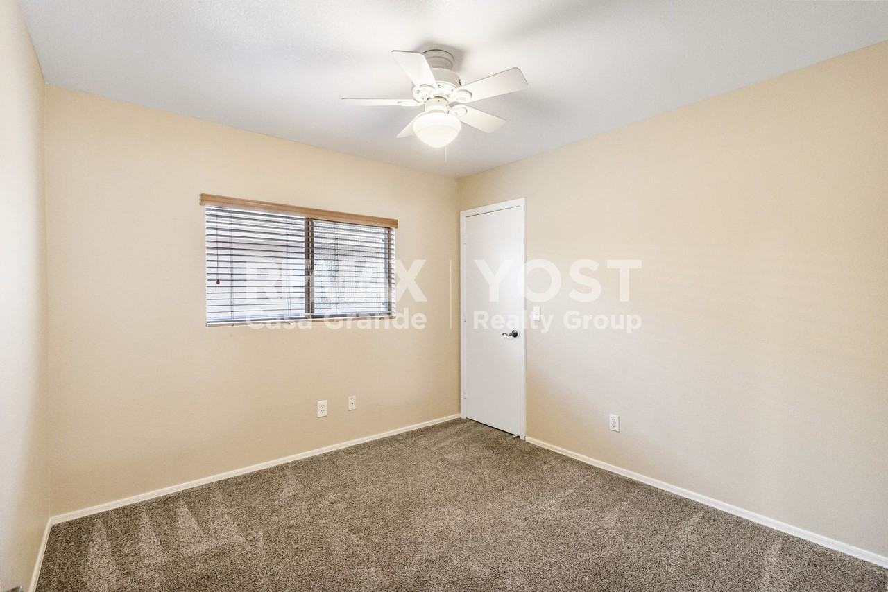 520 W Casa Mirage Ct - Photo 7 of 11