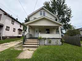 featured image of 907 Kling St