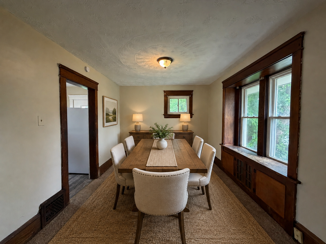 907 Kling St - Photo 3 of 13