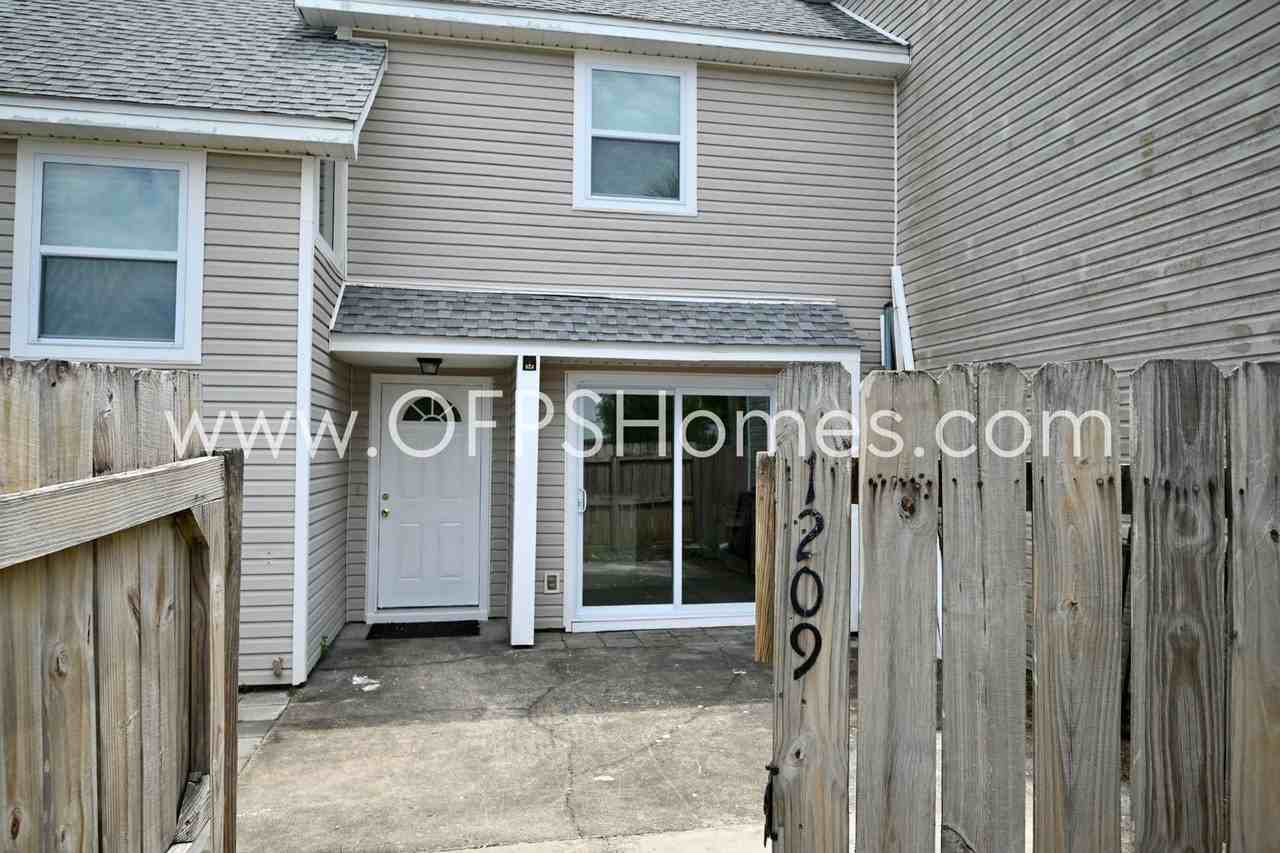 1209 Quail Lake Blvd - Photo 3 of 24