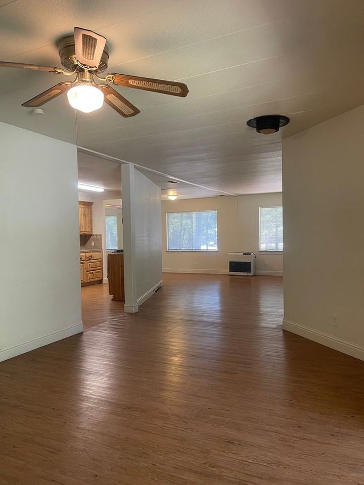 7083 Shasta Forest Dr - Photo 6 of 26