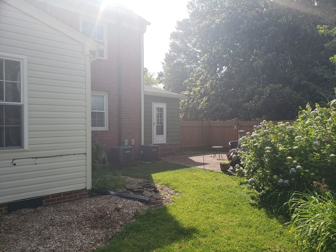 27 Holly Dr - Photo 3 of 19