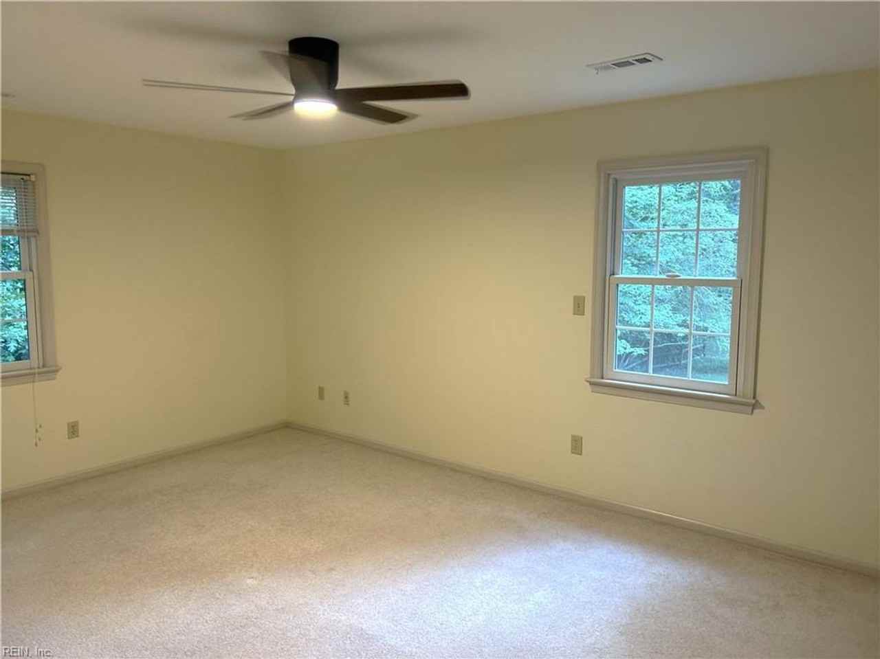203 Kenmar Dr - Photo 5 of 13