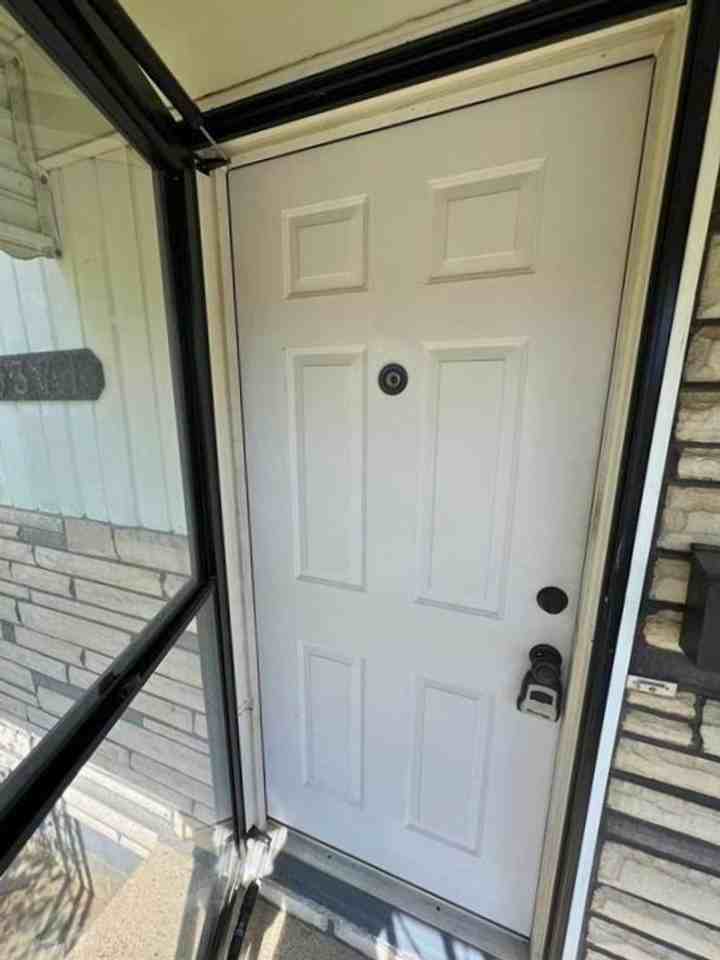 5371 Culver St - Photo 2 of 16