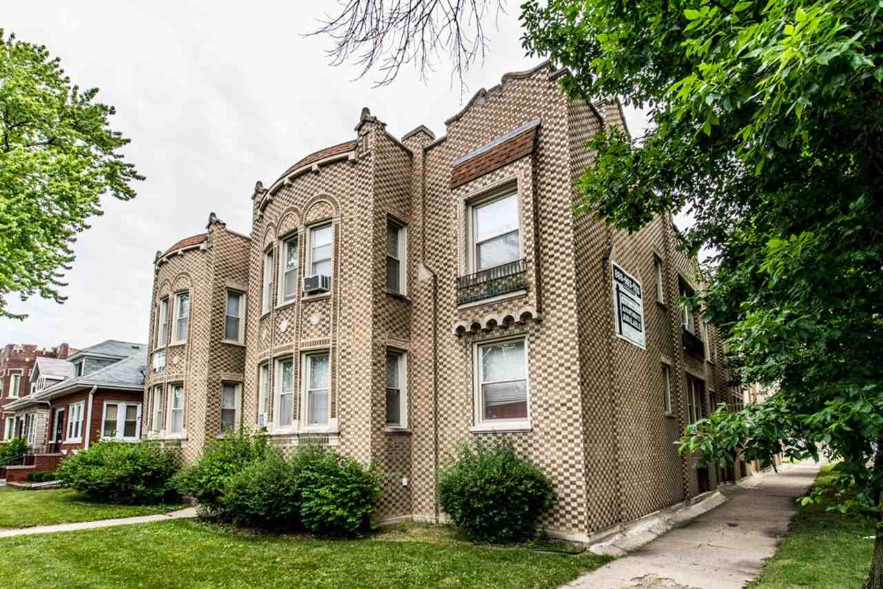 7955 S Calumet - Photo 6 of 18