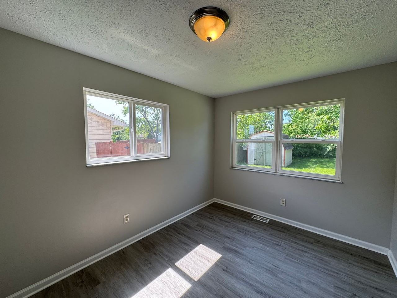 9634 Meadowlark Dr - Photo 6 of 38
