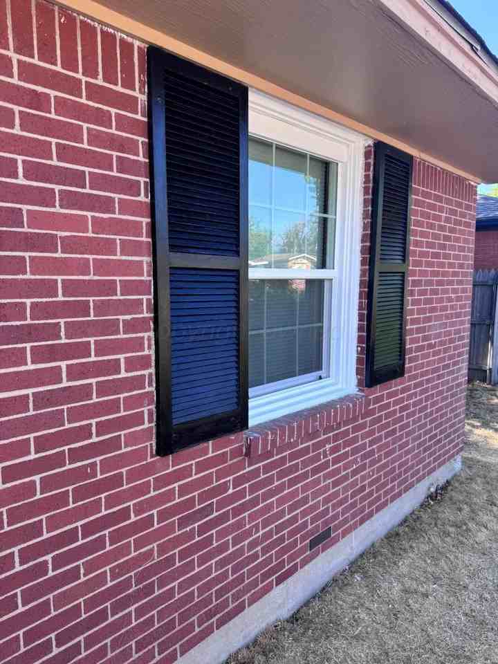 3401 Lynette Dr - Photo 2 of 23
