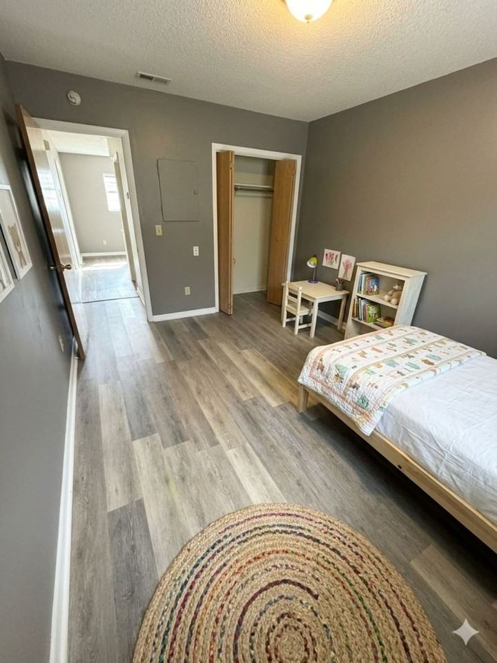 Hartshaw Dr - Photo 6 of 10