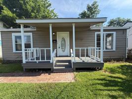 featured image of 2337 Broadway Dr