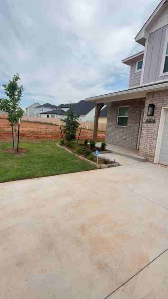 4204 Nw 179th St - Photo 2 of 24