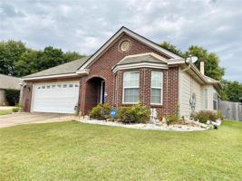 featured image of 629 Linden Ln