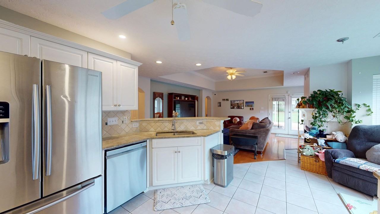 629 Linden Ln - Photo 7 of 28