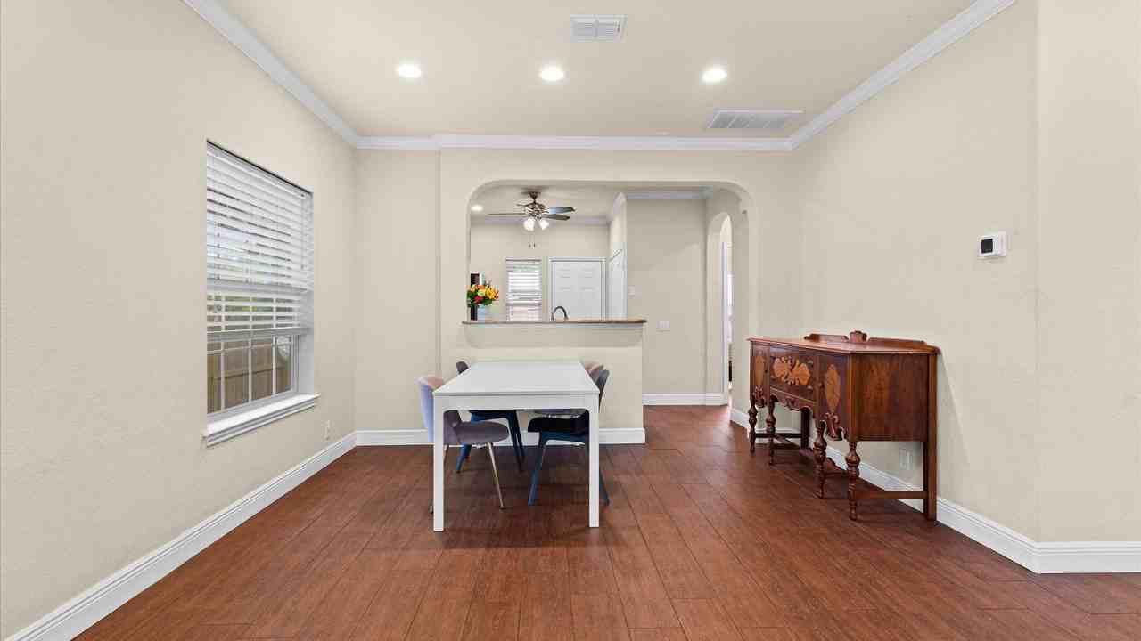 431 S Mesquite St - Photo 6 of 21
