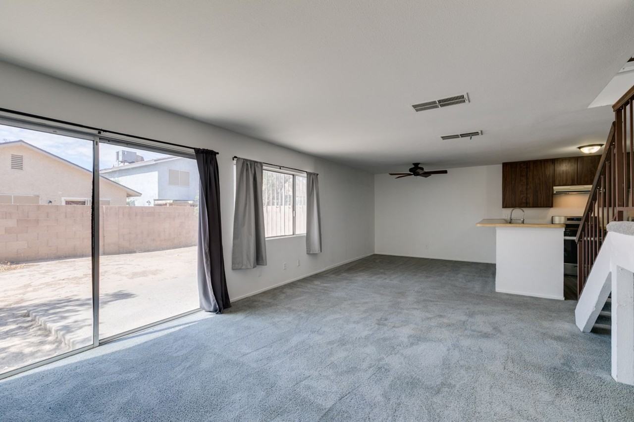 4335 Galore Ave - Photo 3 of 38