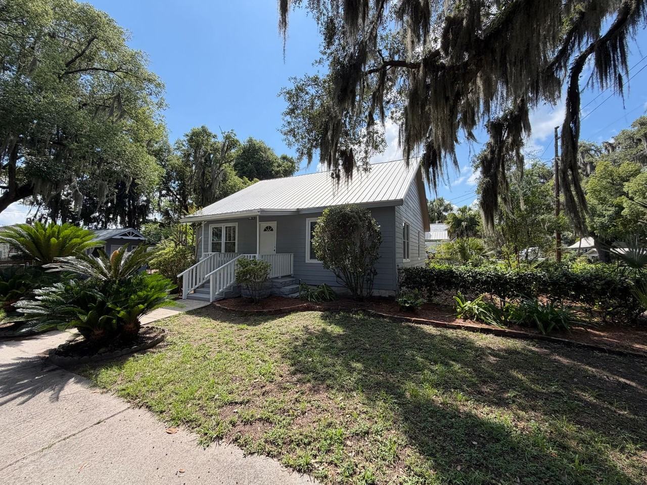 107 Screven St
