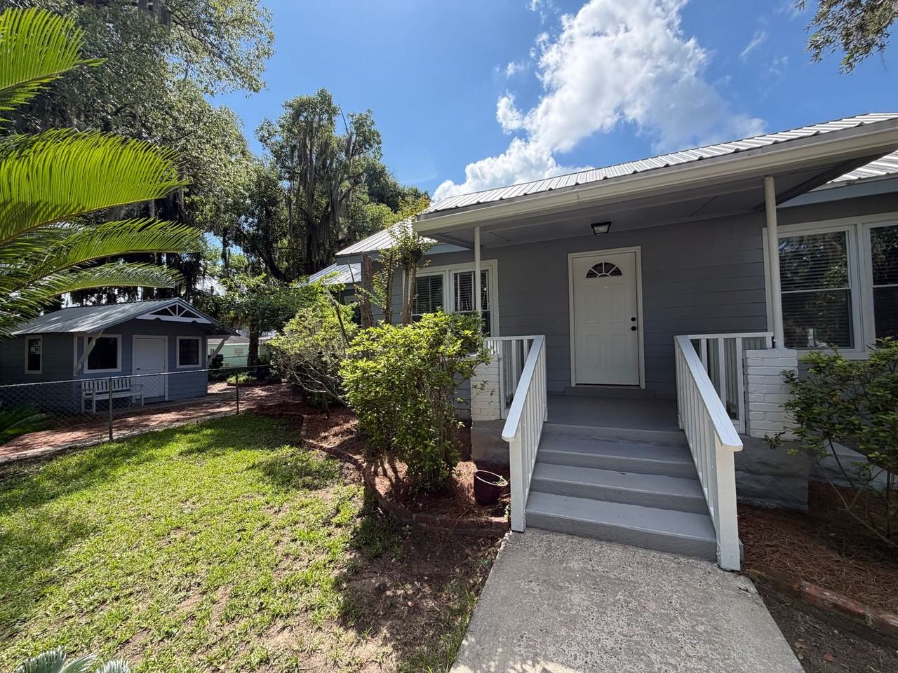 107 Screven St - Photo 4 of 34