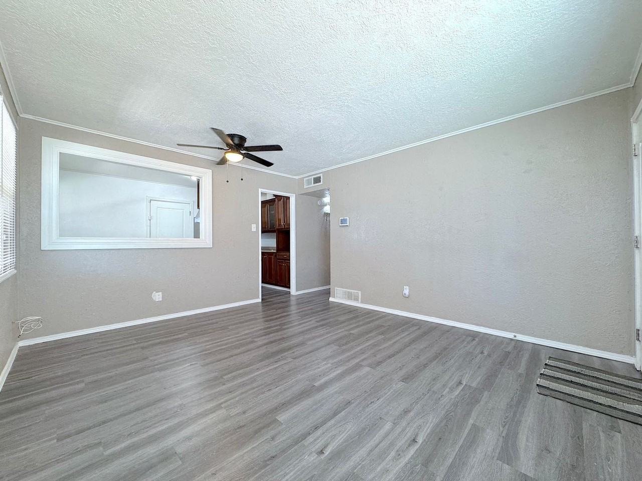 7816 Santa Monica Ct - Photo 6 of 21