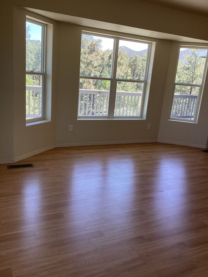 943 W Lookout Rd - Photo 6 of 20