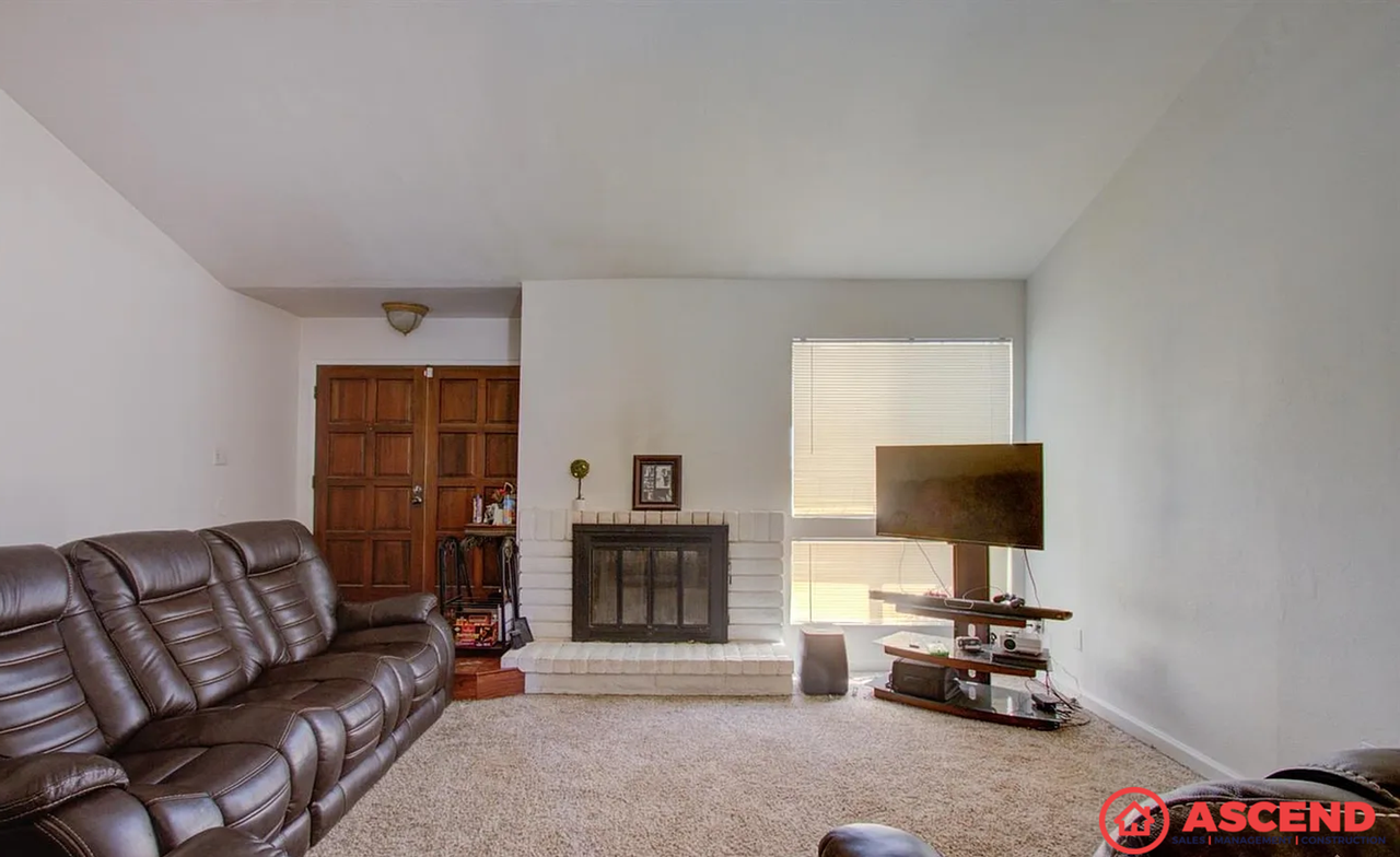 4412 San Miguel Way - Photo 2 of 12