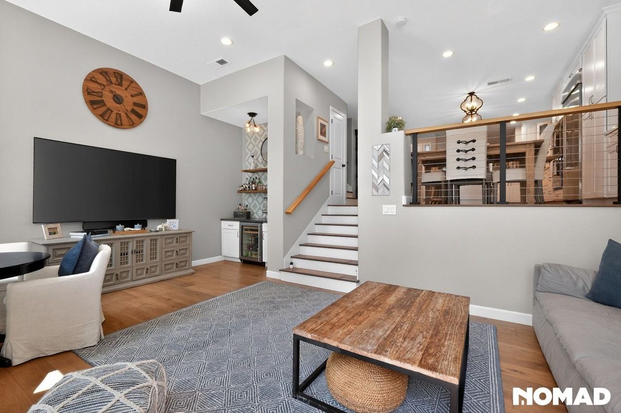 33192 Ocean Rdg - Photo 6 of 21