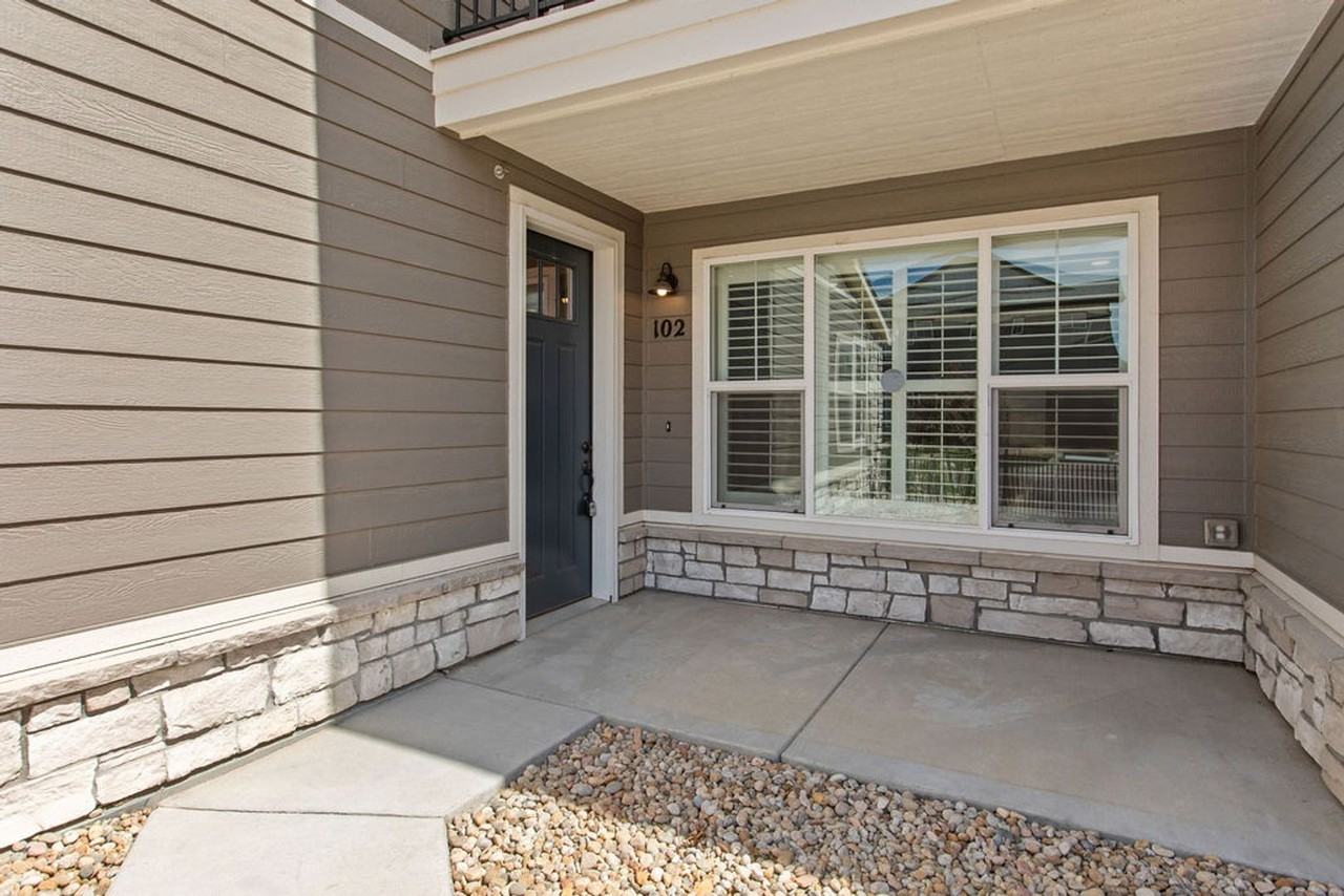 4174 S Park Dr - Photo 2 of 24