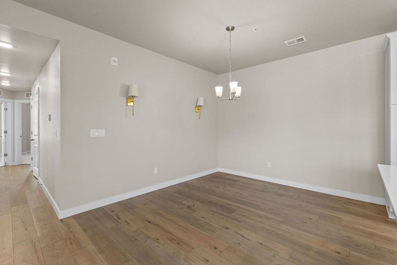 4174 S Park Dr - Photo 6 of 24