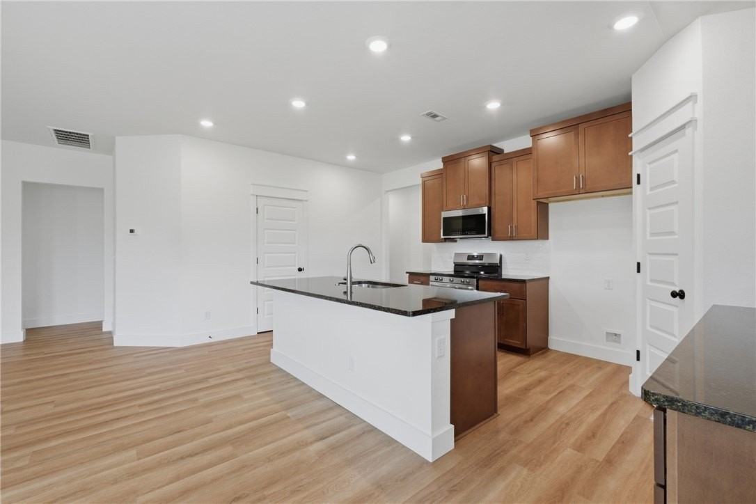 5089 Vista Ave - Photo 7 of 26