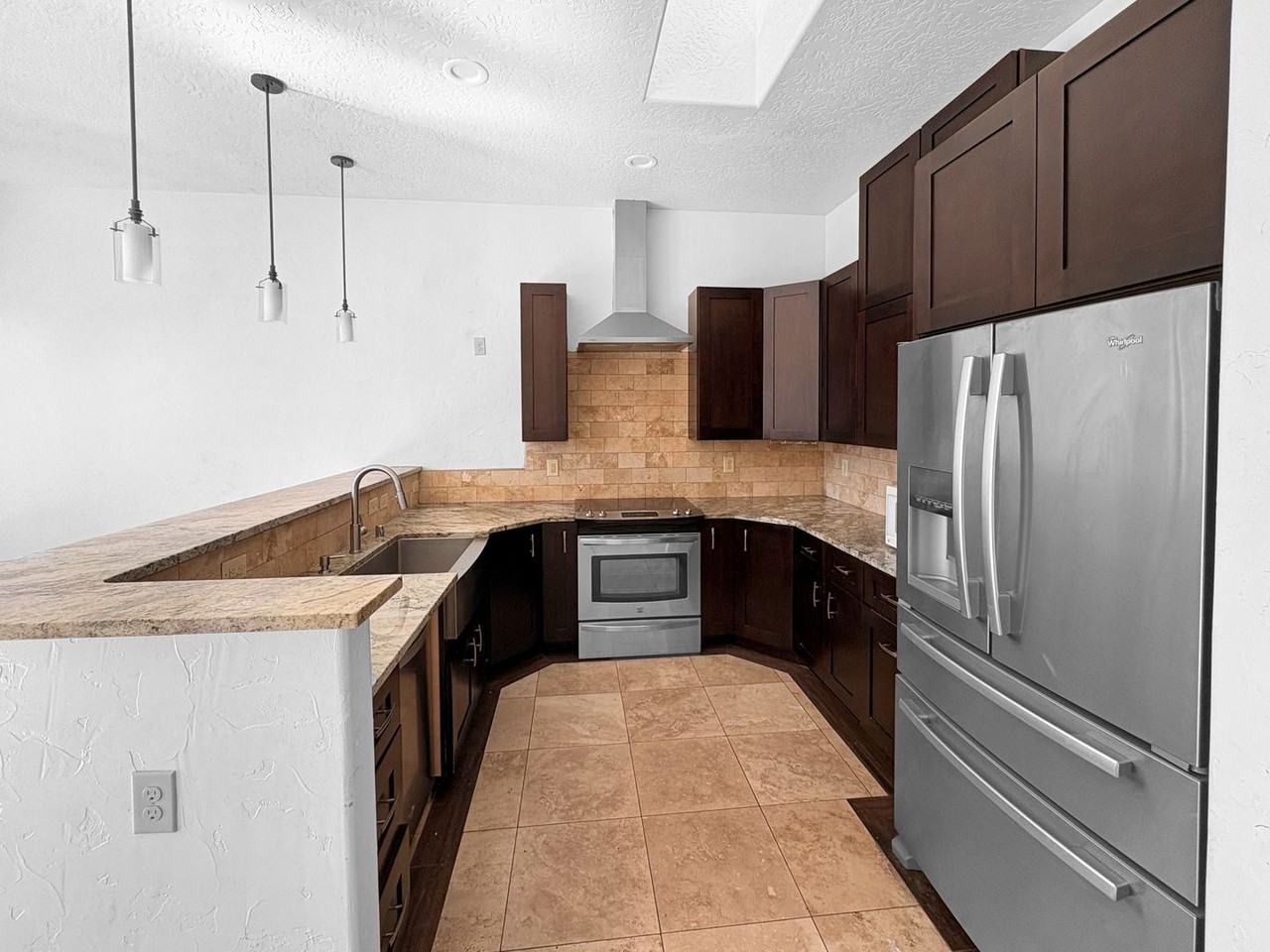 1611 W Camino Del Arco - Photo 4 of 12