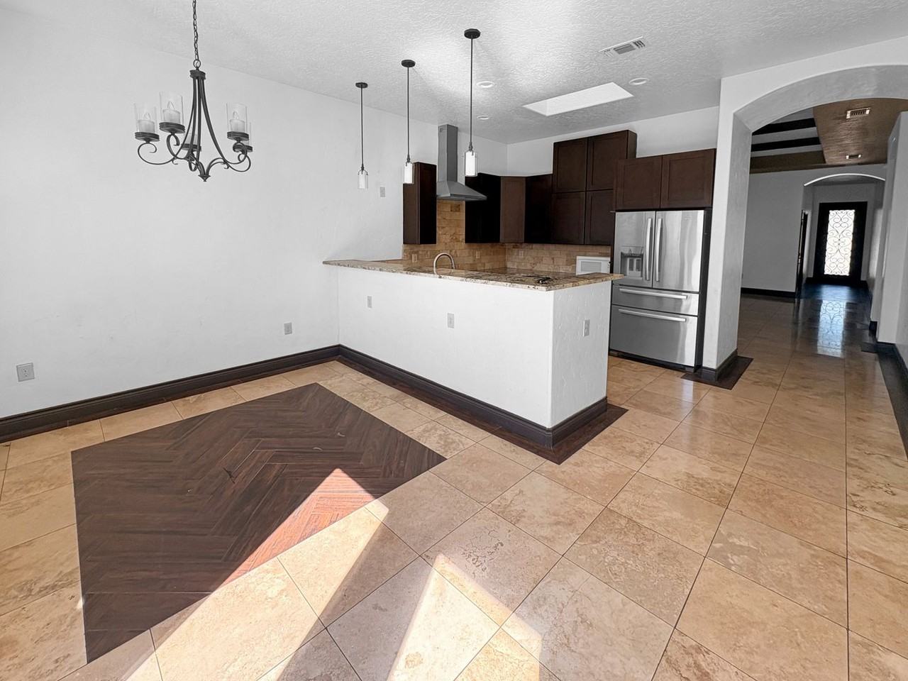 1611 W Camino Del Arco - Photo 5 of 12