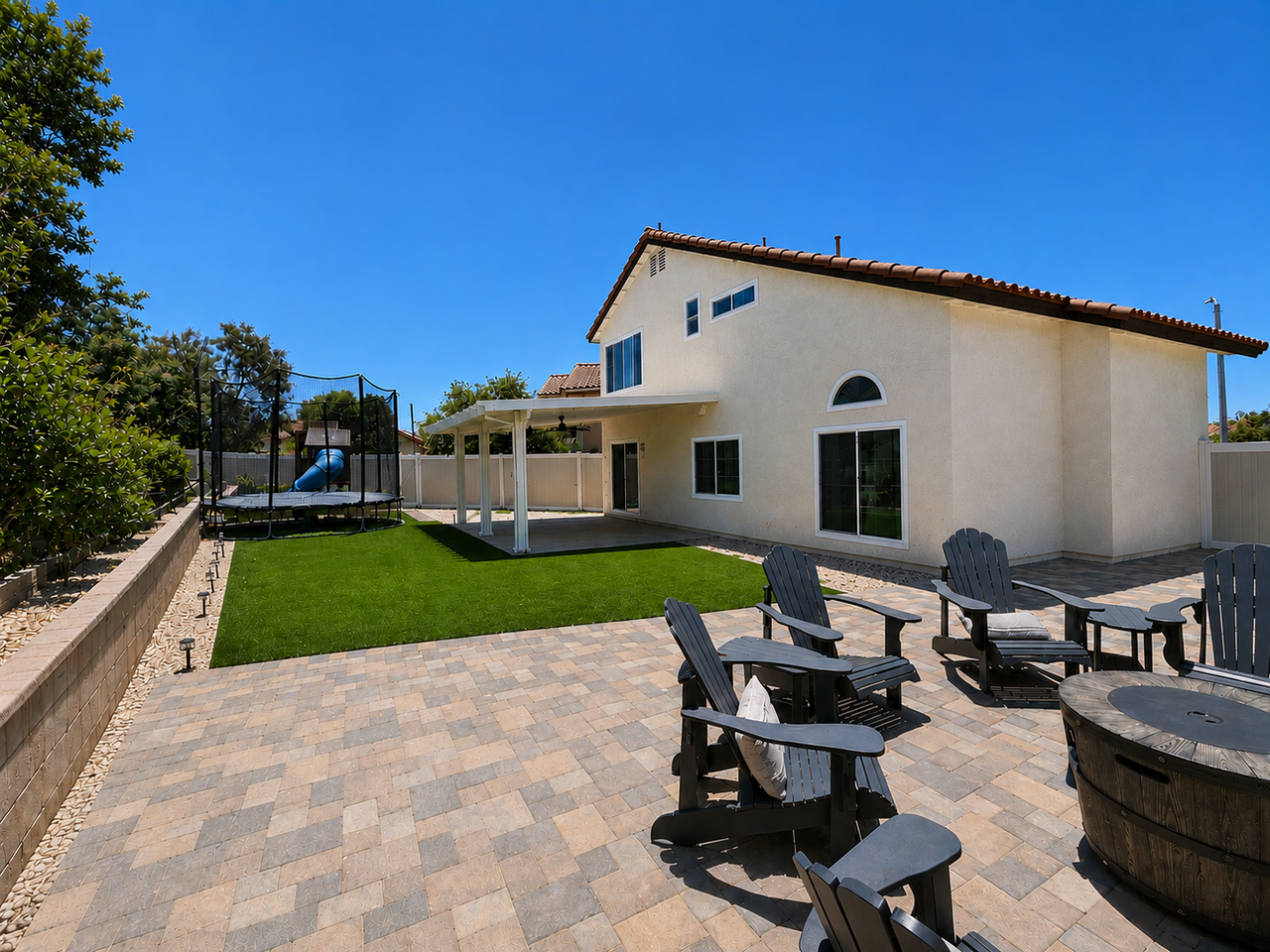39620 Almansa Ct - Photo 3 of 4