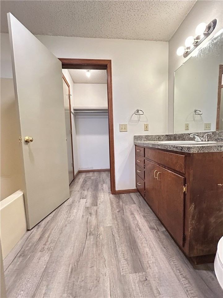 1650 N Sang Ave #202 - Photo 4 of 5