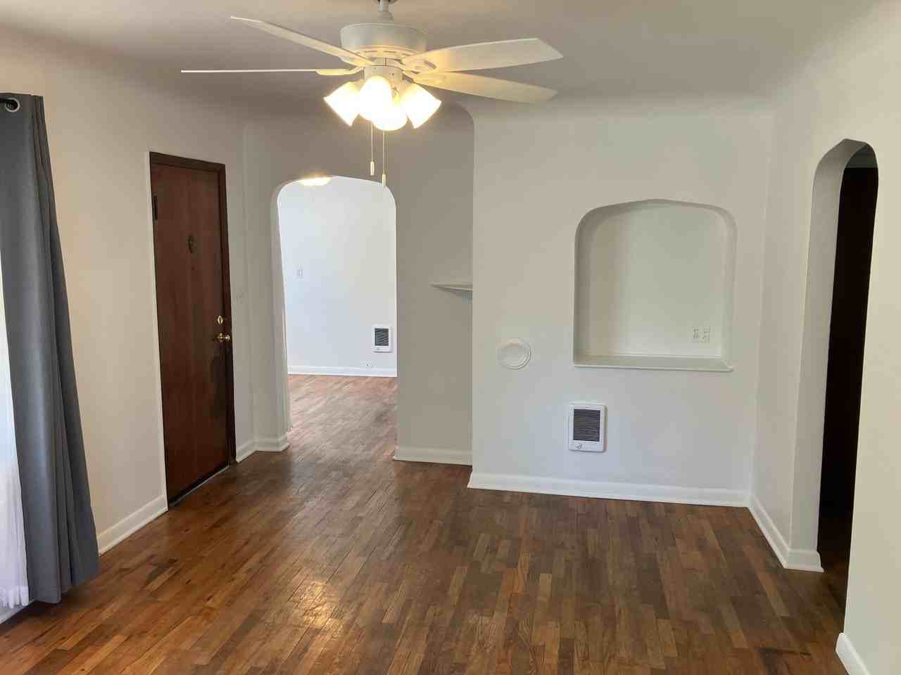 650 Rosemont Ave Nw - Photo 3 of 19
