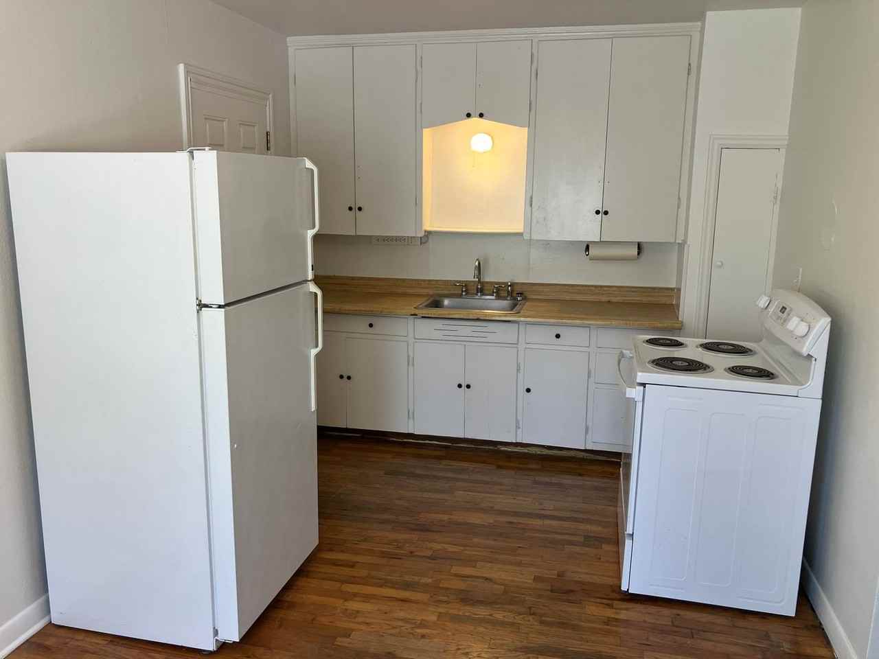 650 Rosemont Ave Nw - Photo 5 of 19