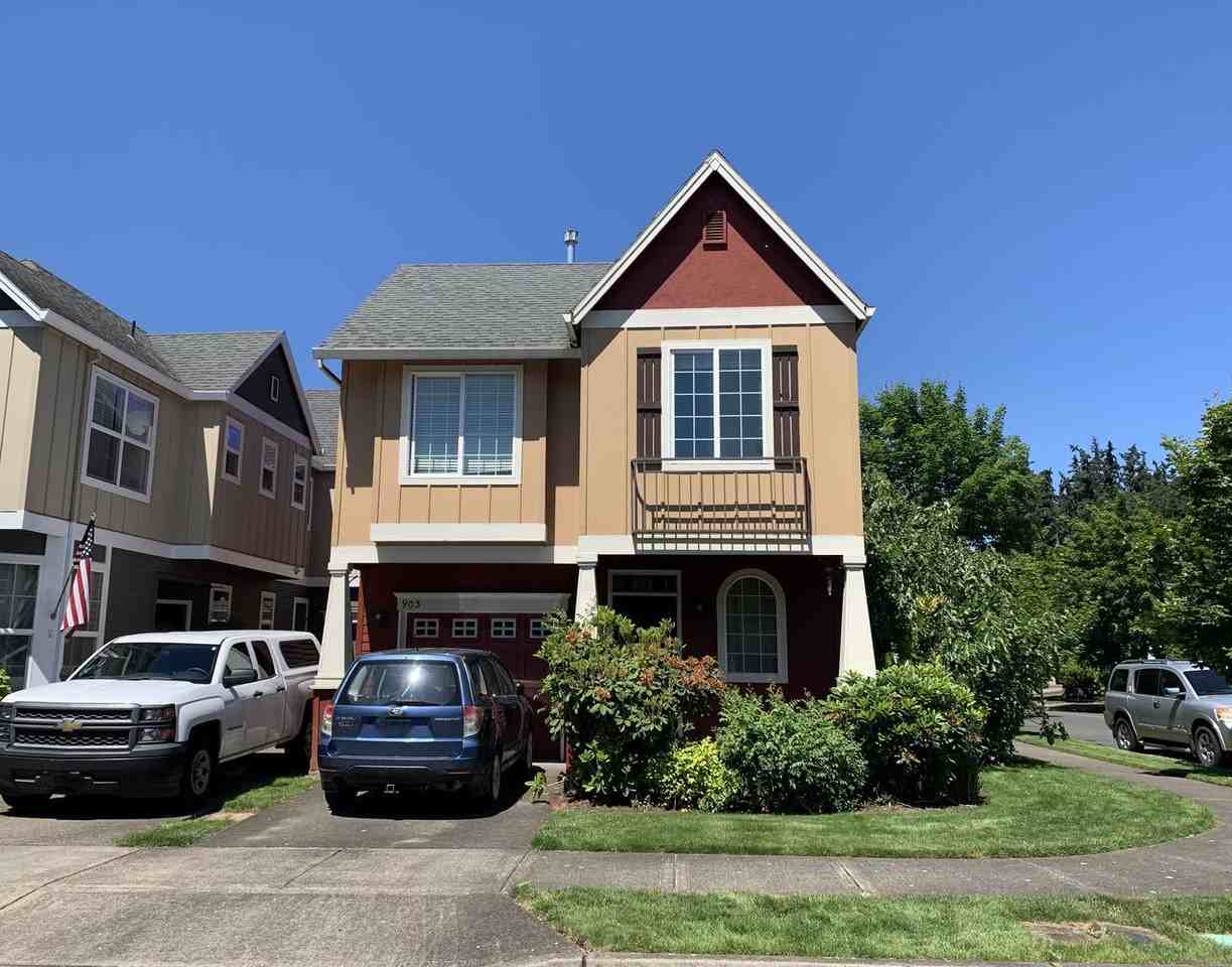 903 Se Elina Ave - Photo 2 of 6