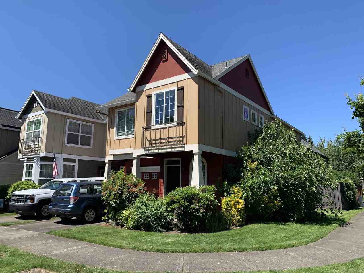 903 Se Elina Ave - Photo 4 of 6