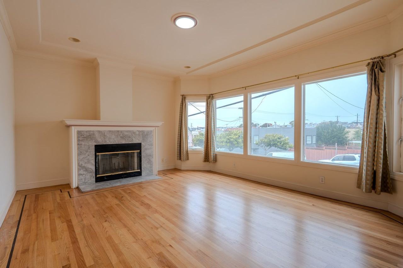 1931 Santiago St #A - Photo 2 of 18