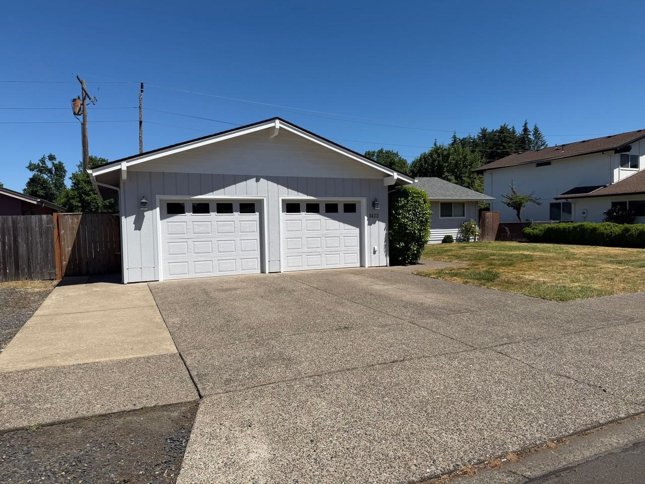 1422 Lawnridge Ave - Photo 2 of 50