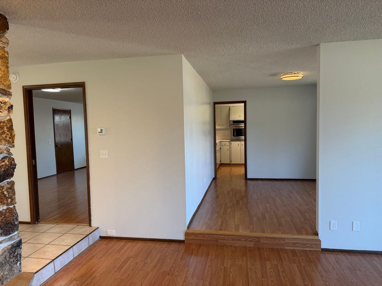 1422 Lawnridge Ave - Photo 7 of 50