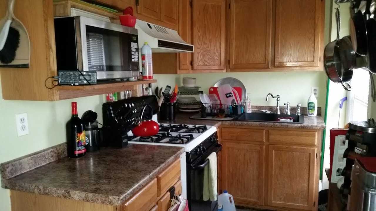 84 Newark Pompton Turnpike - Photo 3 of 10