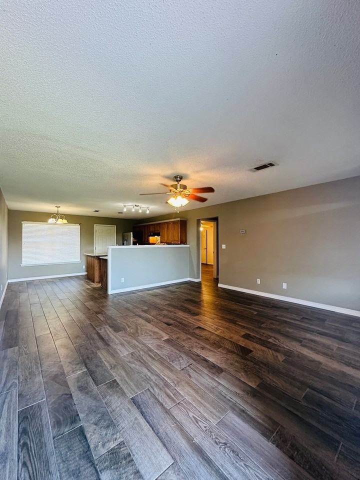 476207 E 1094 Rd - Photo 2 of 23