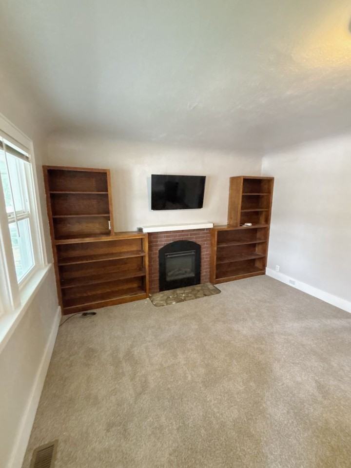 1332 S 3rd Ave - Photo 6 of 17