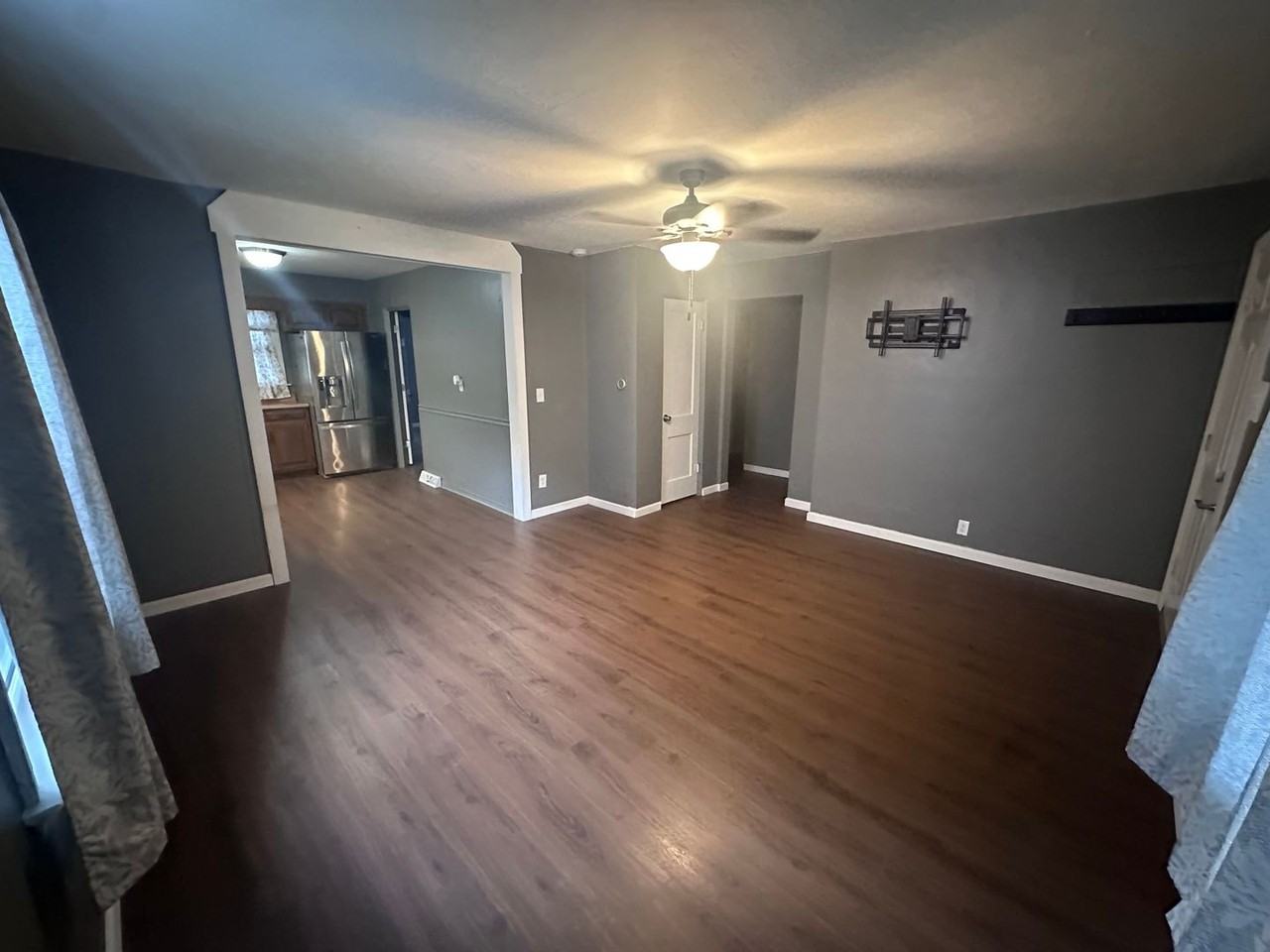 2415 Jerden Ave - Photo 6 of 19