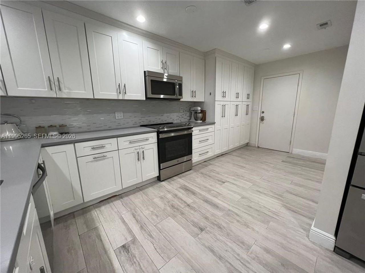 307 Bonnie Brae Way #TH - Photo 3 of 20